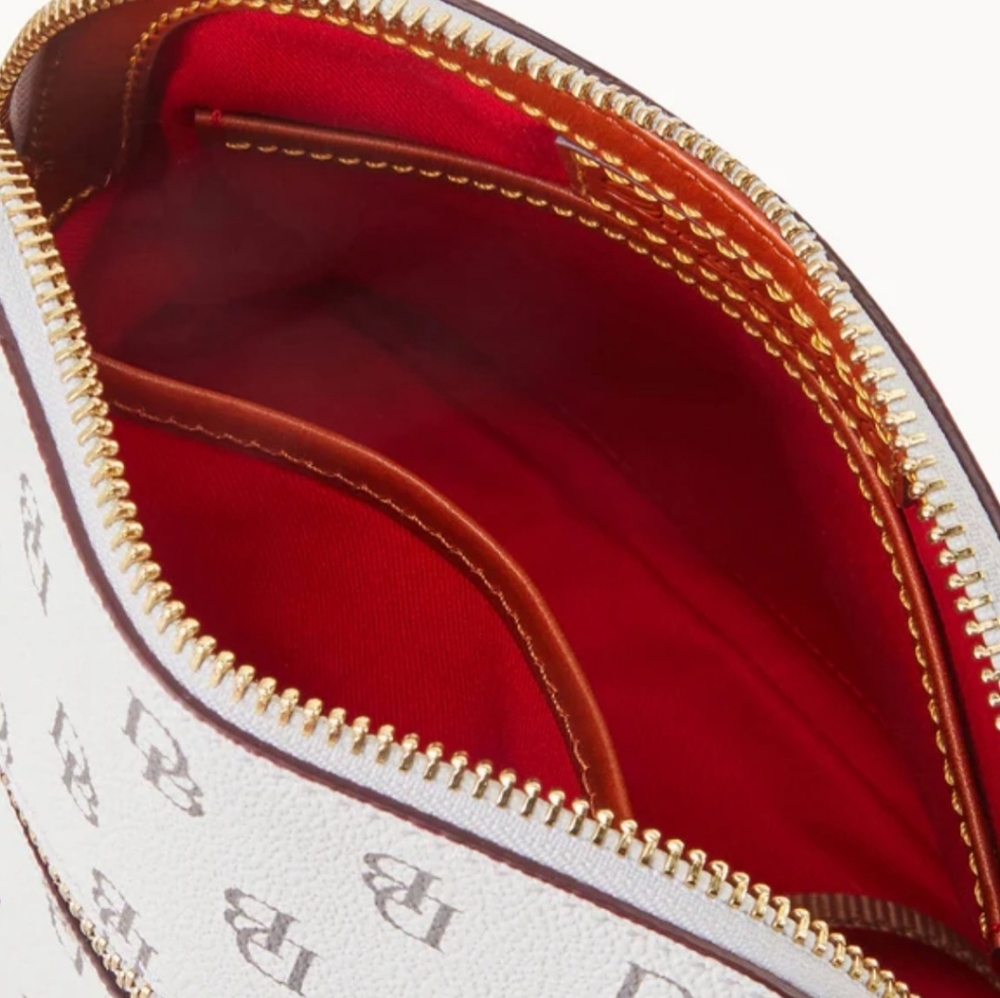 Dooney & Bourke - Picture 4 of 6